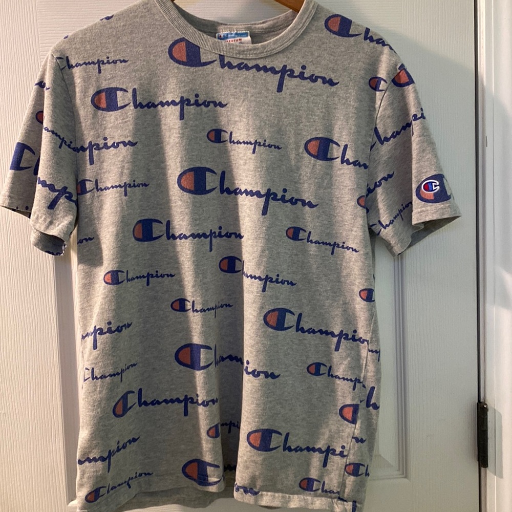 Men’s medium Champion Tee